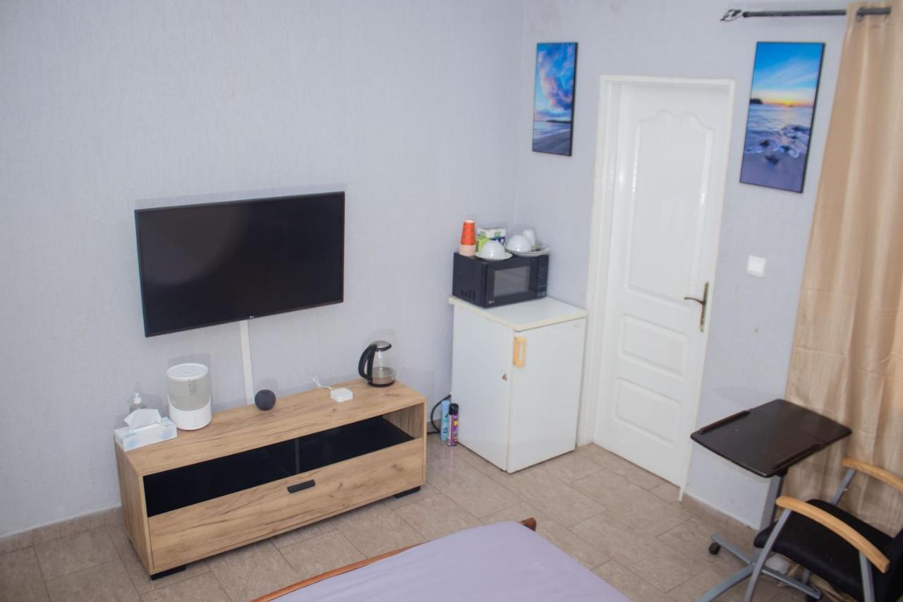 Studio Cosy Et Moderne Lomé Zewnętrze zdjęcie